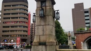 神田と秋葉原を結ぶ雰囲気あるアーチ橋