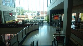 1階のスーパーでお土産を