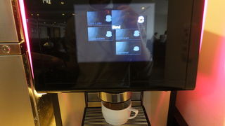 ドコモのプレミアムクラブで当選。サクララウンジに潜入。