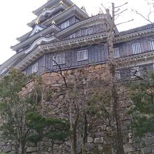 お城を真下から！