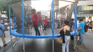 歩行者天国にしていました