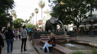 歩行者天国　Third Street Promenade