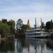 ＴＤＬでもお馴染みの蒸気船　Mark Twain Riverboat