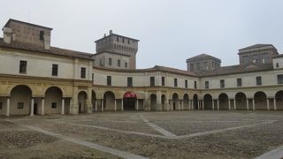 外から見学しました