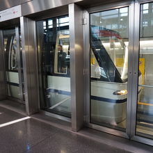 このトラムに乗車します