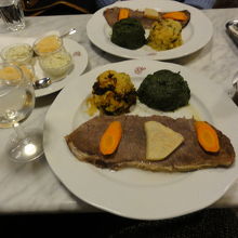 メインのターフェルシュピッツ