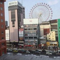 部屋からはすぐ街並みが見えます