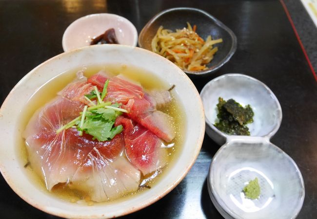 マグロのお茶漬け