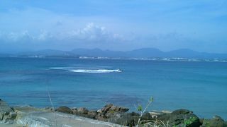 水族館からすぐに行けます。