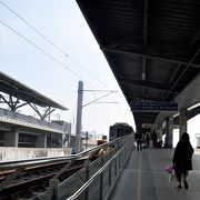 高鐵 台南駅と直結、台鐡 沙崙駅
