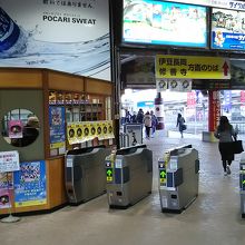 伊豆箱根鉄道三島駅の改札口