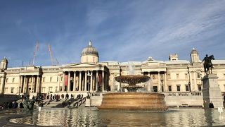 ナショナルギャラリーの前の広場