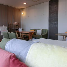 おしゃれな店内