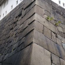大阪城 本丸のずれた石垣