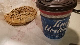 トロント空港にあるティムホートン