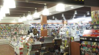 立ち読みで時間潰し