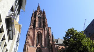 皇帝戴冠式の行われた大聖堂