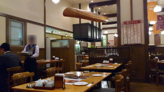 グリル＋居酒屋。