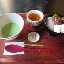 六坊と抹茶のセット