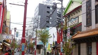 南門（朱雀門）から伸びる通りです。