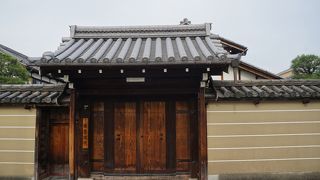 観智院と並ぶ別格の子院