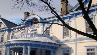 中島公園内の洒落た洋館です。