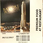 バイヨークスカイホテルのバンコク・スカイ「Bangkok Sky」でバースデーディナー
