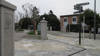 猫の額ほどの土地を巧みに利用していました。