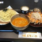 駅ビルに入っている手ごろなご飯屋さん