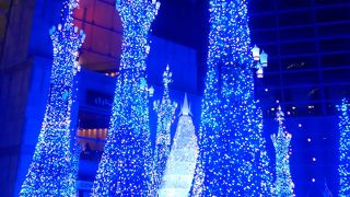 カレッタ汐留のイルミネーションを孫と見てきました! とても綺麗でした。