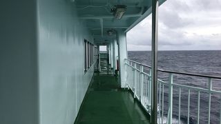 座間味島まで2時間の船旅