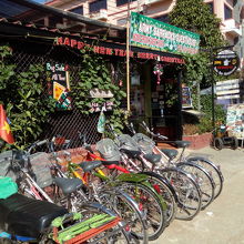 アーミー・ブロックス・ゲストハウス