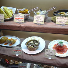 二種のマッシュルーム&ベーコンのアヒージョ