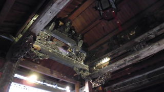 通りの喧騒とは別世界