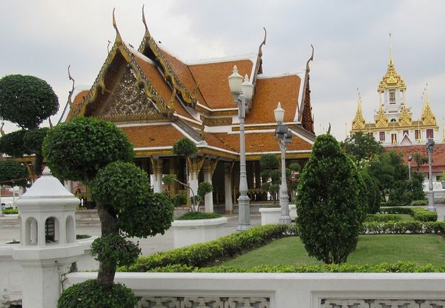 豪華な宮殿でした