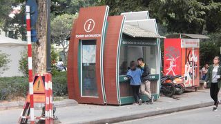 時々お客がいます