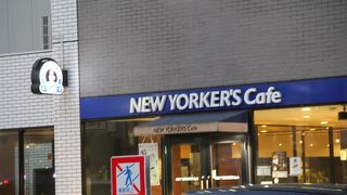 吹き抜けで開放感ありますね