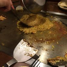 もんじゃ作りなう。