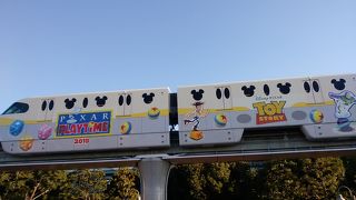 ラッピングモノレール