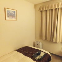 ベッドの上に浴衣がありました。丹前もありました。