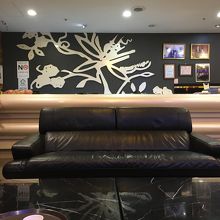 ゴージャスな店内