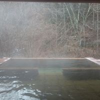 人気の立ち湯は解放感があって良かったです。