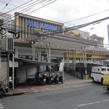 正面玄関です！