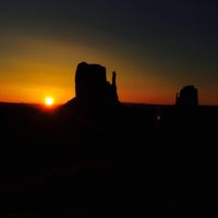 ホテルから見た朝日