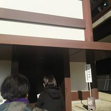 本殿にいくエレベーター