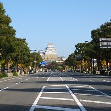お城近くの横断歩道から。