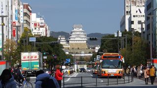 姫路城へ一直線