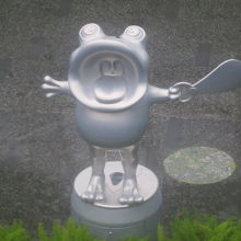 屋外のカエルさん１