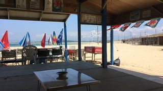 海の家でゆったりと