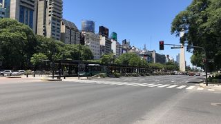 非常に幅広い通り